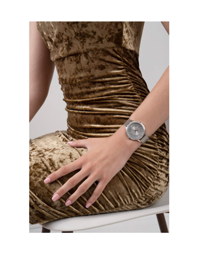Guess Soiree Silver Stainless Steel Silver Dial Quartz Watch for Ladies – GW0402L1 - Image 3